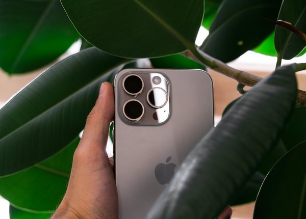 Unlock quick cash: how to sell your iPhone 16 pro today